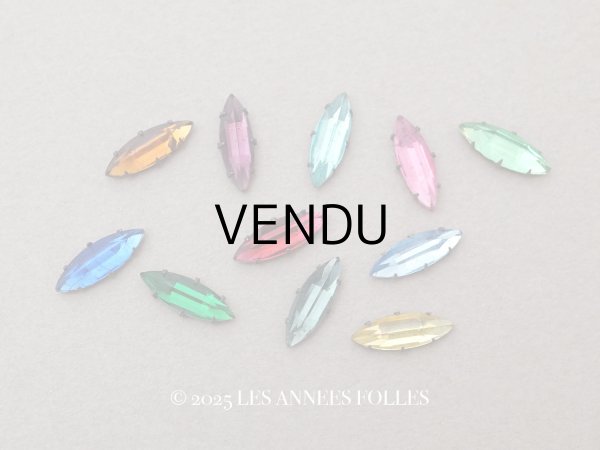 画像1: 19世紀末 アンティーク グラスストーン 11ピースのセット ラインストーン (1)