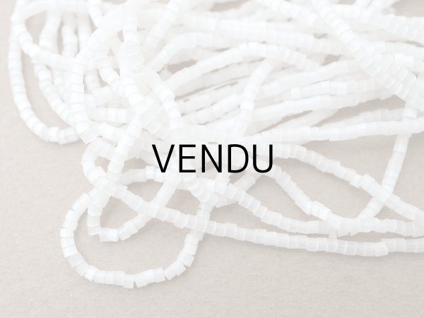 画像4: アンティーク ガラス製 サティネビーズ ホワイト 26g 1cm=8.5粒 (4)