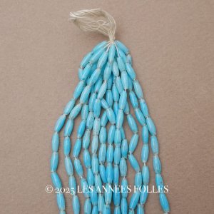 画像: アンティーク スフレビーズ ターコイズブルー 2.5×7mm 約480ピース 吹きガラス製ビーズ