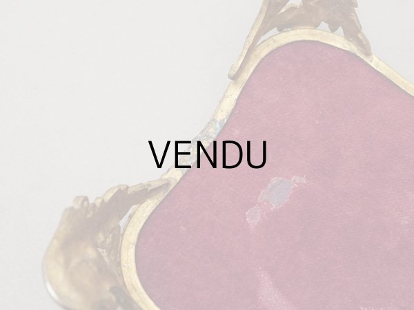 画像6: ＊蚤の市＊アンティーク ベルベットの台座 ボルドー  (6)