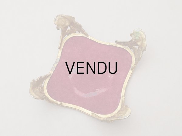 画像4: ＊蚤の市＊アンティーク ベルベットの台座 ボルドー  (4)