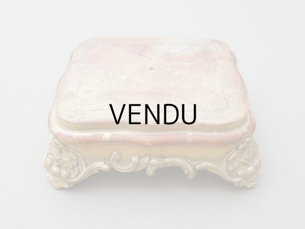 画像3: 【クリスマスセール2025対象外】19世紀末 アンティーク マリアージュの台座 ハンドモチーフ (3)