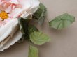 画像4: 【クリスマスセール2025対象外】1900年頃 アンティーク薔薇の大きな布花 パウダーピンク (4)