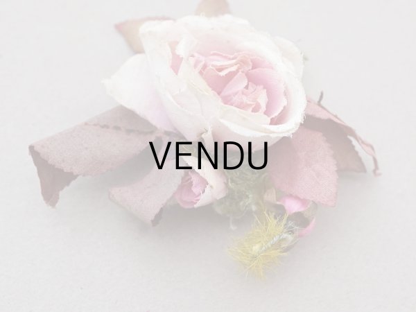 画像2: 1900年頃 アンティーク薔薇の布花 パウダーピンク (2)