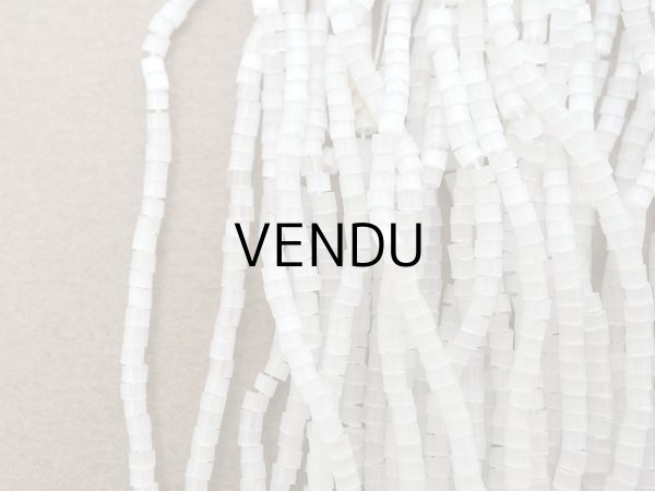 画像4: アンティーク ガラス製 サティネビーズ オフホワイト 1cm=9粒 21〜29g (4)