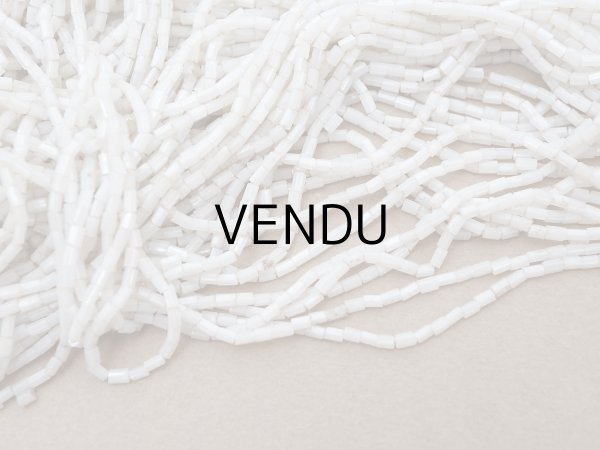 画像2: アンティーク シードビーズ グレイッシュホワイト ガラスビーズ 102〜110g (2)