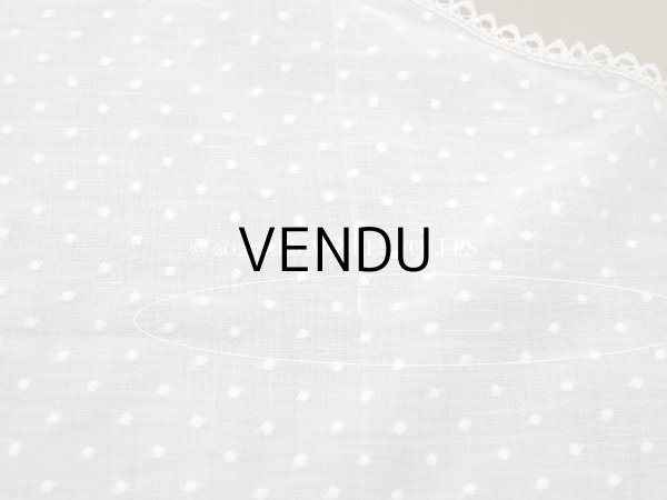 画像13: アンティーク  ドット刺繍入り コットンオーガンジー オフホワイト ファブリック テーブルクロス (13)