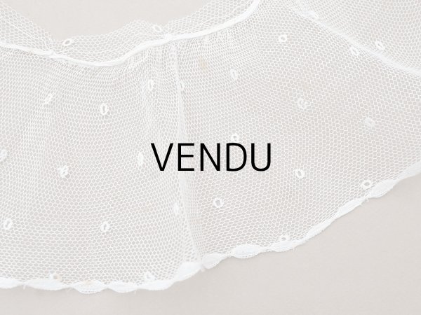 画像5: アンティーク 幅広 フリルレース 2.45m オフホワイト ドット刺繍入り チュールレース  幅11.5cm  (5)
