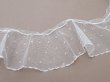 画像2: アンティーク 幅広 フリルレース 2.45m オフホワイト ドット刺繍入り チュールレース  幅11.5cm  (2)