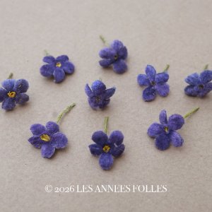 画像: アンティーク 勿忘草の小さな布花 青紫 9ピースのセット 約13mm