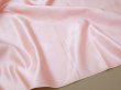 画像2: 19世紀末 アンティーク シルクサテン ファブリック ベビーピンク 生地 53×99cm (2)