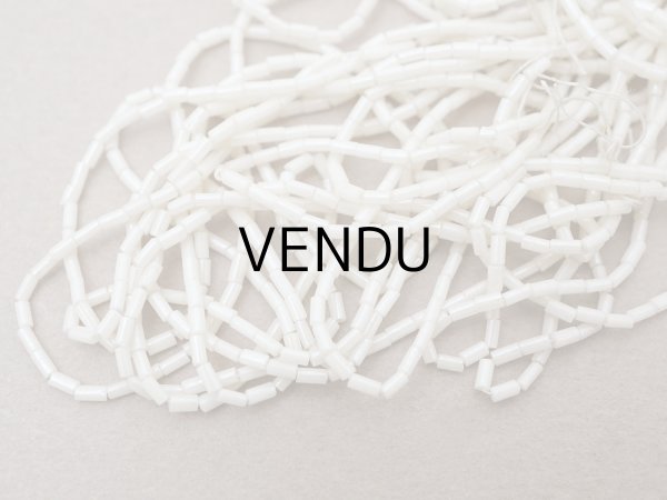 画像2: アンティーク シードビーズ アイボリー 1cm=4粒 9g (2)