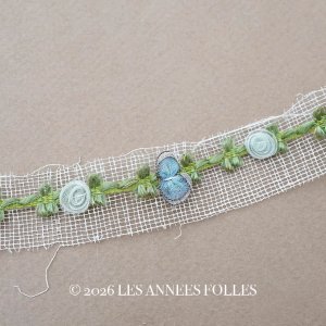 画像: アンティーク シルク製 薔薇のロココトリム パウダーブルー＆サックスブルー ロココリボン 