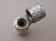 画像8:  アンティーク シルバー製 携帯用 パフュームボトル クリスタルの栓 ロカイユ装飾 花模様 MARQUERITE (8)