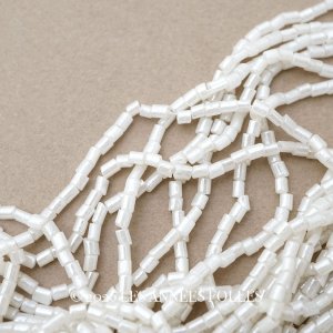 画像: アンティーク ガラスビーズ  ホワイトラスター シードビーズ 71〜74g