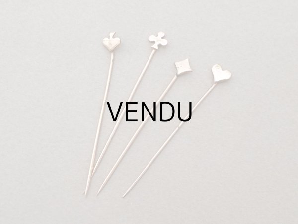 画像2: 1900年頃 アンティーク トランプ柄 エパングル 4ピースのセット (2)