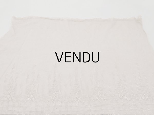 画像6: ＊蚤の市＊アンティーク  花模様の刺繍入り チュールレース 胡桃色　 (6)