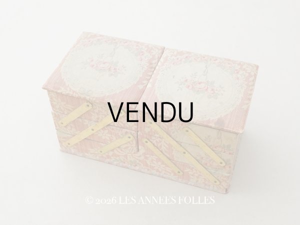 画像1: アンティーク 薔薇の花かごのメダイヨン カルトナージュボックス 裁縫箱 (1)