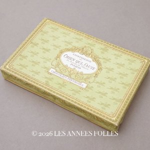 画像: 1900年頃 アンティーク チョコレートボックス お菓子箱 CHOCOLATS FANTAISIES - CONFISERIE DU CHIEN QUI SAUTE PARIS -