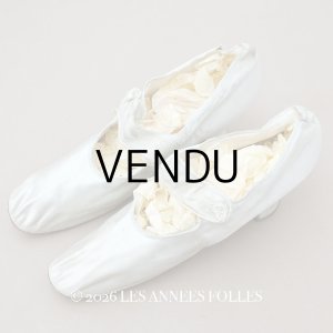 画像: ＊蚤の市＊アンティーク ウェディングシューズ パウダーブルー