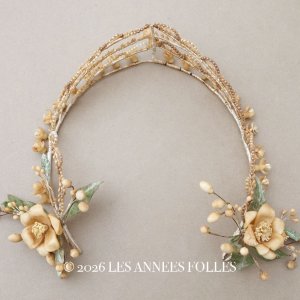 画像: ＊蚤の市＊アンティーク ワックスフラワーのティアラ ウェディング