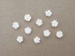 画像5: アンティーク 極小 花のジュエリーパーツ 10ピースのセット 6mm 手彫り イボワリヌ  (5)