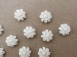 画像3: アンティーク 極小 花のジュエリーパーツ 10ピースのセット 6mm 手彫り イボワリヌ  (3)
