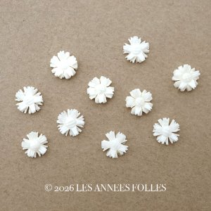 画像: アンティーク 極小 花のジュエリーパーツ 10ピースのセット 6mm 手彫り イボワリヌ 