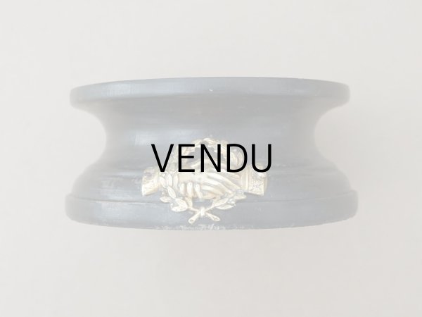 画像7: 19世紀末 アンティーク マリアージュの小さな台座 ハンドモチーフ (7)