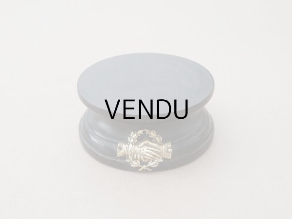 画像2: 19世紀末 アンティーク マリアージュの小さな台座 ハンドモチーフ (2)