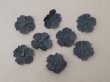 画像4: アンティーク 布花材料 ベルベットの花びら 花芯付き 8ピースのセット 約4.3cm 布花 黒 (4)