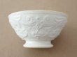画像6: 19世紀 アンティーク カフェオレボウル 花のレリーフ柄 オフホワイト (6)