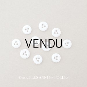 画像: アンティーク 極小 6mm ガラスボタン 10ピースのセット 白 ドール用