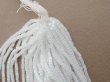 画像3: アンティーク ガラス製 サティネビーズ ホワイト 1cm=8粒 48〜51g (3)