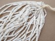 画像6: アンティーク ガラスビーズ  六角形 ホワイトラスター 約2×7mm 40〜41g (6)