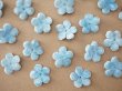 画像4: アンティーク ベルベットの布花 水色 30ピースのセット 15mm (4)