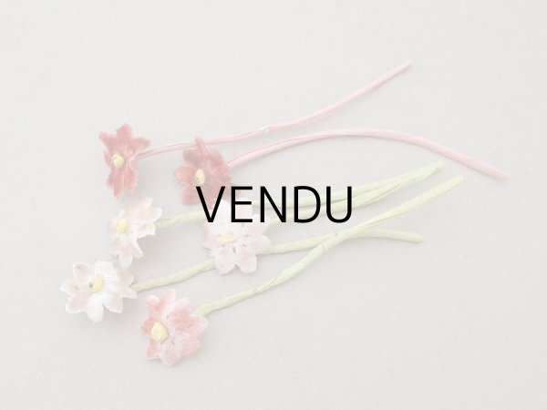 画像2: アンティーク ベルベットの布花 グレイッシュピンク (2)