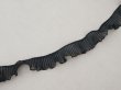 画像2: アンティーク オーガンジー プリーツ&フリルリボン 幅3cm 黒 95cm (2)