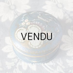 画像: アンティーク  淡いピンク色の薔薇模様 ハンドペイント 木箱