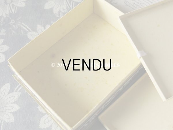 画像10: 1920年代 アンティーク 『ショコラ・フランソワ・ マルキ』のお菓子箱  LES ROSACES DE F.MARQUIS - CHOCOLAT FRANCOIS MARQUIS PARIS - (10)