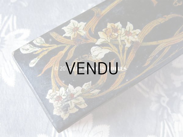 画像3: 19世紀末 アンティーク 白百合のペンケース PLUMES & CRAYONS (3)