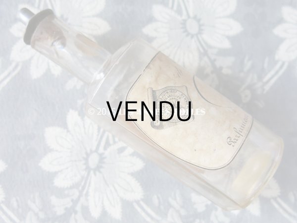 画像4: 1858年 アンティーク パフュームボトル 香水瓶 EAU DE COLOGNE DE LA REINE DES ABEILLES -VIOLET- (4)