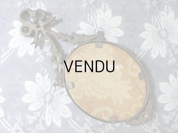 画像5: アンティーク メタル製 フォトフレーム リボン＆薔薇のガーランド ガラスドーム (5)