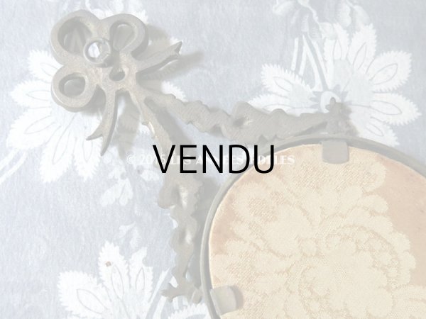 画像6: アンティーク メタル製 フォトフレーム リボン＆薔薇のガーランド ガラスドーム (6)