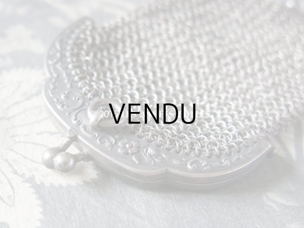 画像6: 1900年代 アンティーク シルバー製 花模様 メタルメッシュ コインケース 仕切り付 (6)