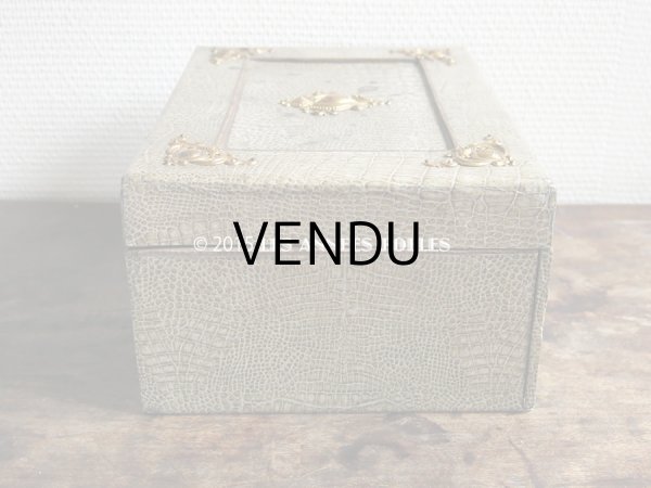 画像11: ＊蚤の市＊19世紀末 アンティーク 大きな裁縫箱 引き出し付き メルスリーの木箱 (11)