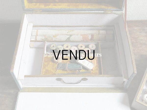 画像8: ＊蚤の市＊19世紀末 アンティーク 大きな裁縫箱 引き出し付き メルスリーの木箱 (8)