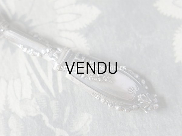 画像12: 19世紀 アンティーク シルバー製 裁縫道具セット 薔薇のガーランド レザーケース付 (12)