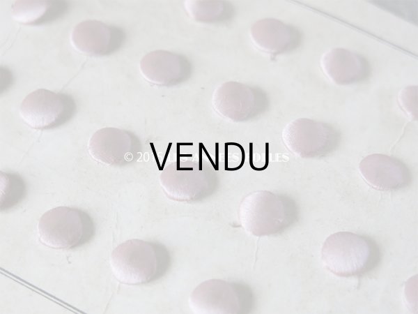 画像6: 19世紀 アンティーク シルク製 小さな くるみボタン 薄紫 7.5mm 36ピース (6)