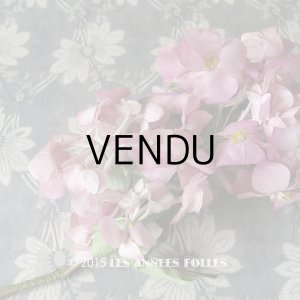 画像: 19世紀末 アンティーク コサージュ 紫陽花 プランタンのラベル付 - AU PRINTEMPS -